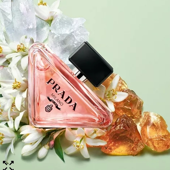 Prada Paradoxe Perfumes - Picture 3 of 10